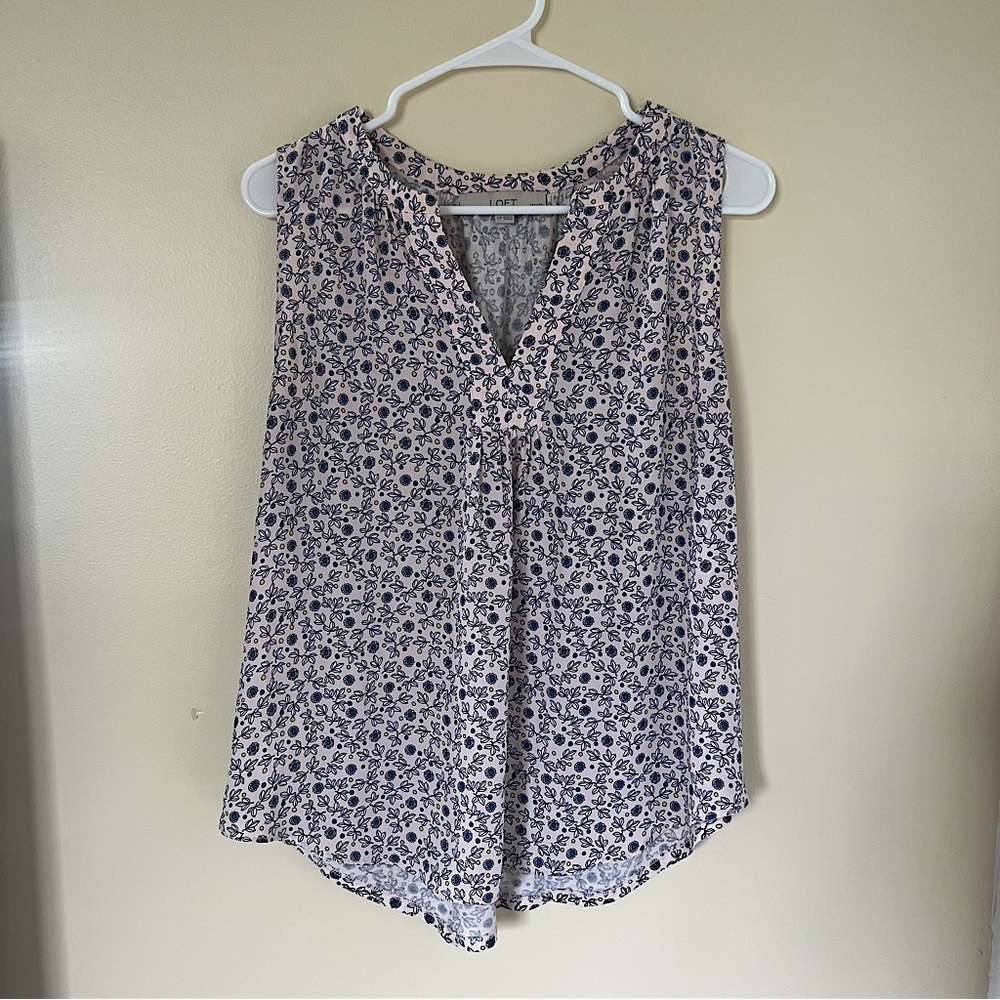 LOFT Floral Sleeveless Blouse